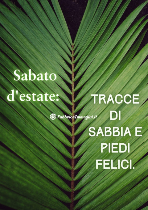 Sabato d'estate tracce di sabbia e piedi felici
