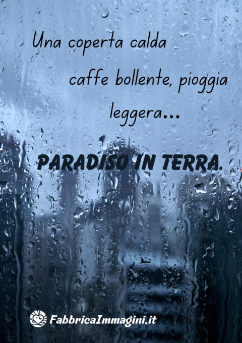 Una coperta calda caffè bollente pioggia leggera paradiso in terra
