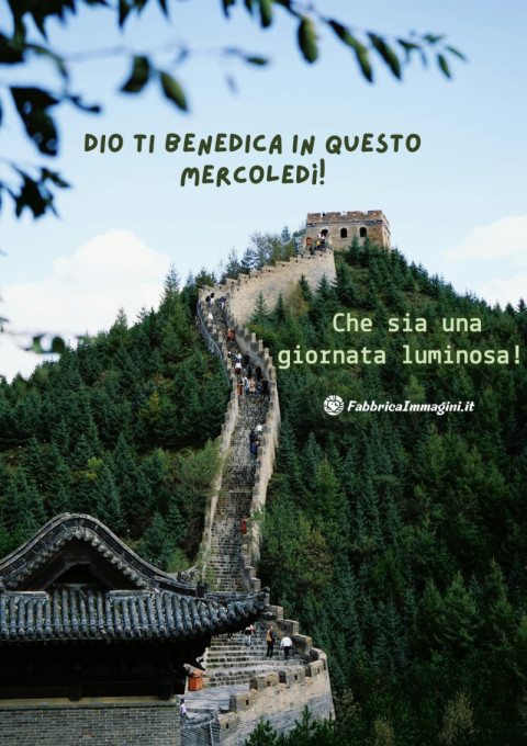 Dio ti benedica in questo mercoledì! Che sia una giornata luminosa!